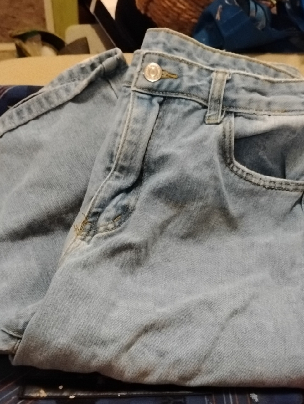 SHEIN Light Blue Wide Leg Jeans